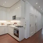 Deluxe And Cozy Center For 8ppl Apartment *