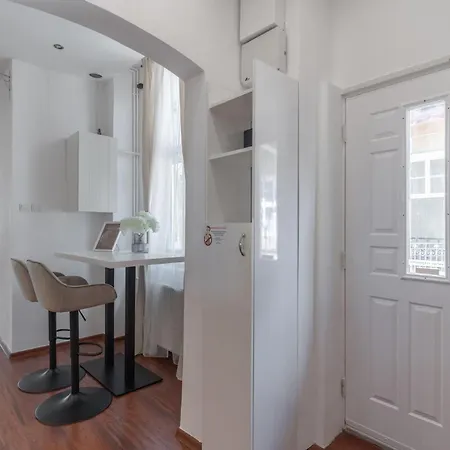 Deluxe And Cozy Center For 8ppl * Budapeste